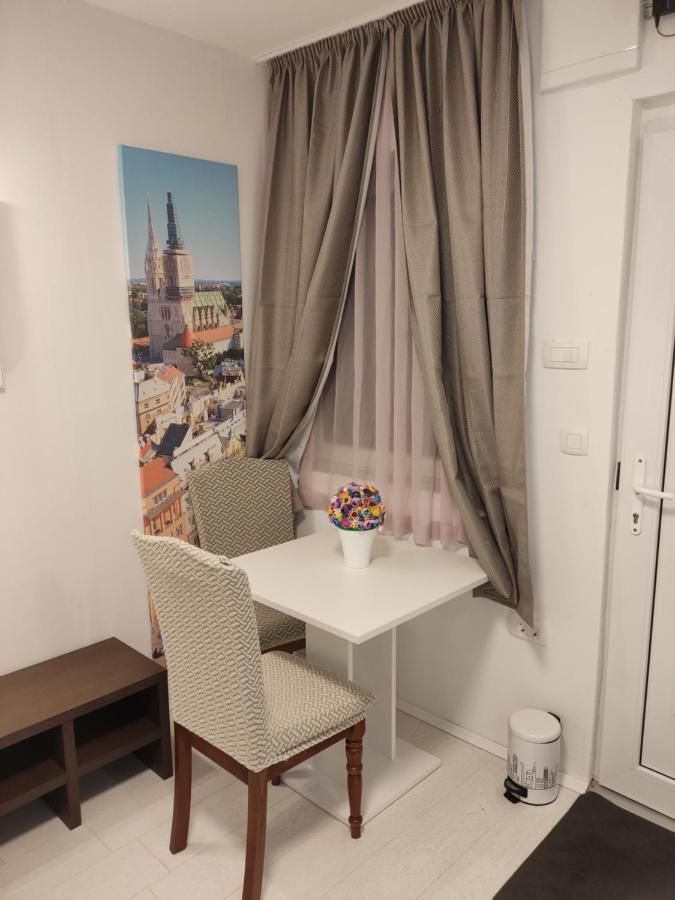 Room Marija Zagabria Esterno foto